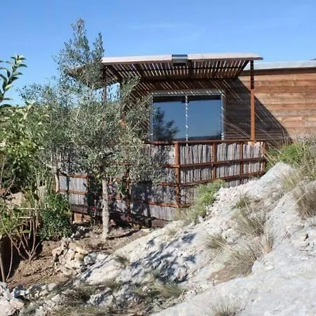 Bed and Breakfast Les Jardins De L'oustal Ναρμπόν